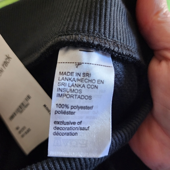 CALVIN KLEIN 2-PIECE SLEEPWEAR SET - Picture 12 of 14